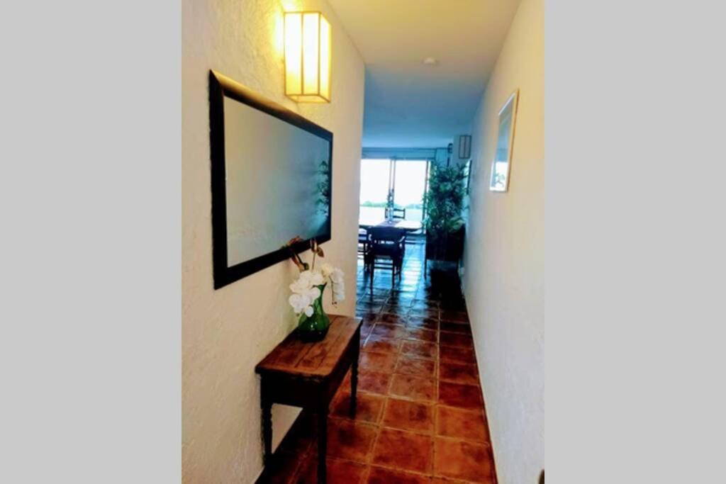 알테아 Beachfront Apt! Ac - Pool - Parking 아파트 외부 사진